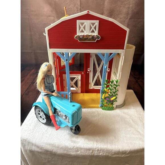 Barbie Sweet Orchard farm with tractor and barn